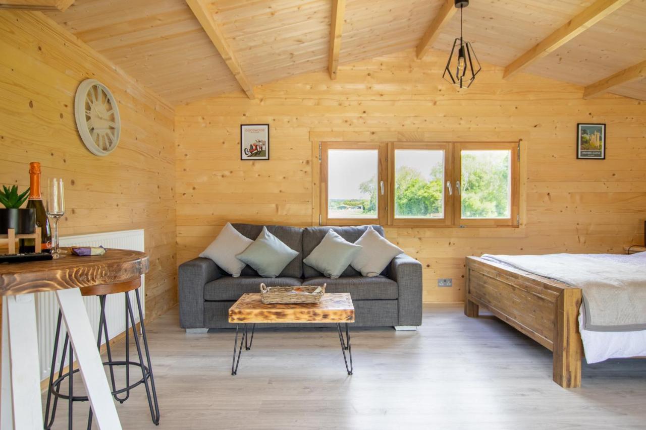 Choller Lake Lodges - Primrose Cabin With Private Hot Tub Arundel Extérieur photo